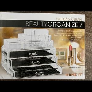 Beauty organizer